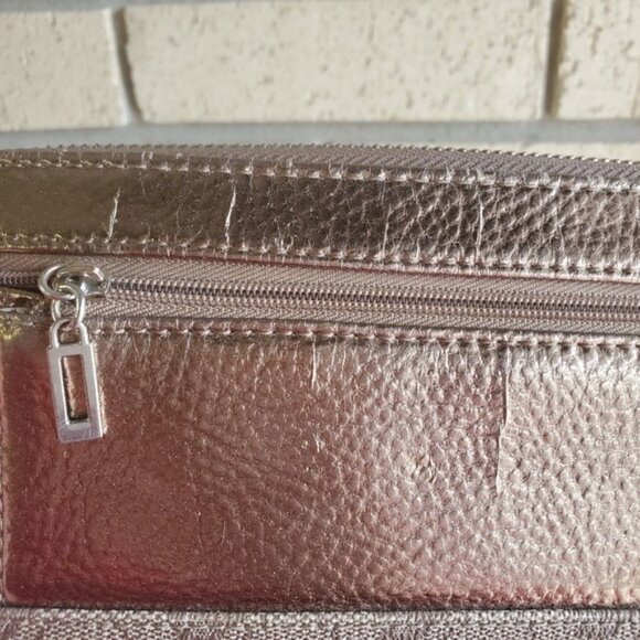 GUESS Wallet "Sibyl" Large Zip Around Wallet - Picture 7 of 9